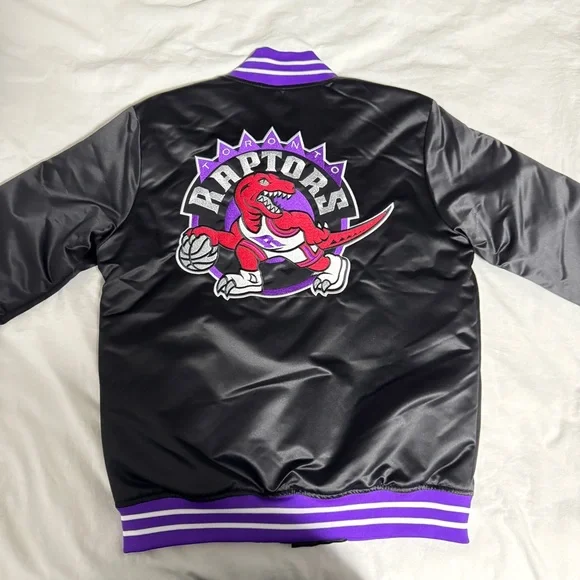Mitchell & Ness Raptors Bomber Jacket - Picture 2 of 3